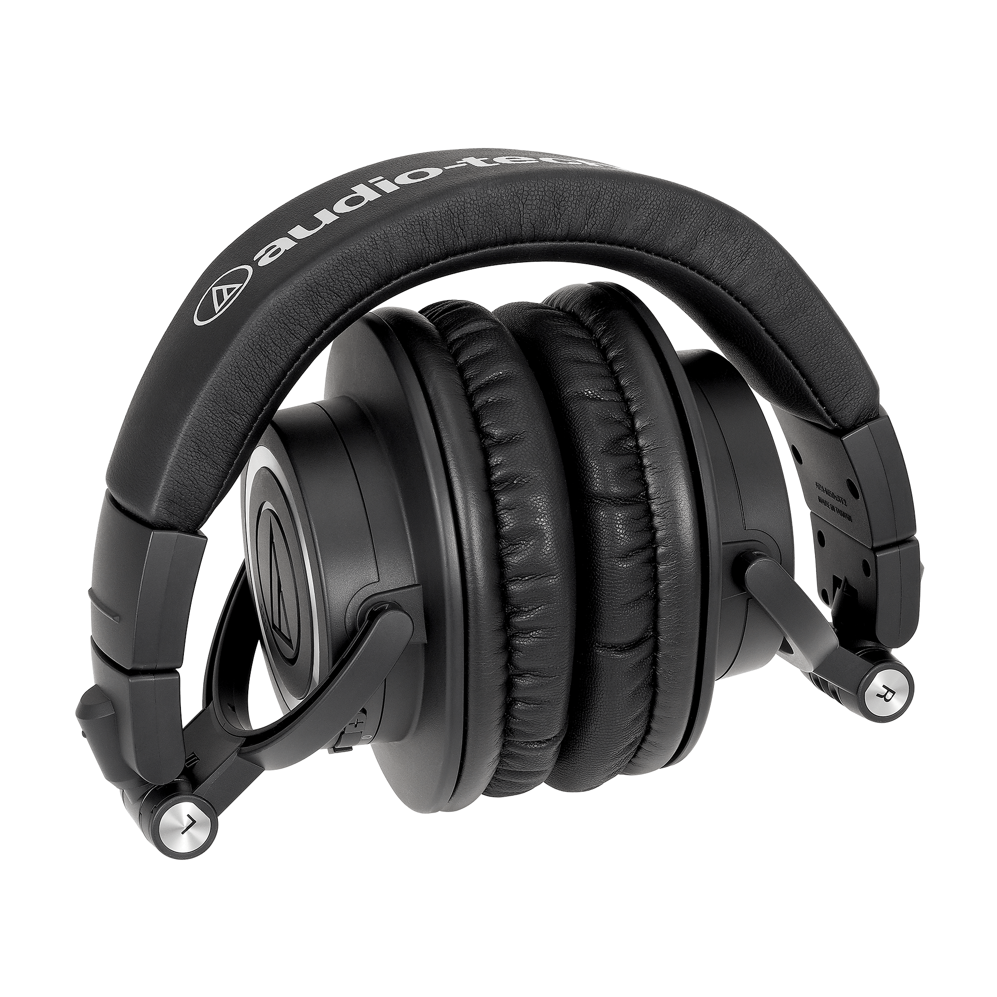 ATH-M50x 90° Swiveling Earcups and Foldable Design
