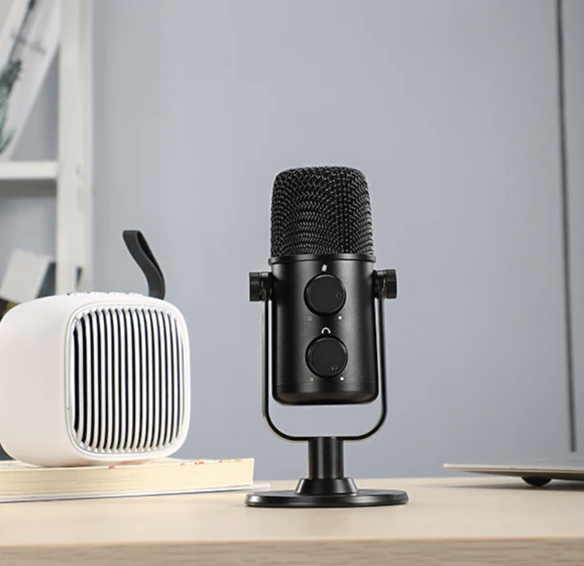 MAONO AU-902 Cardioid Condenser Podcast Microphone