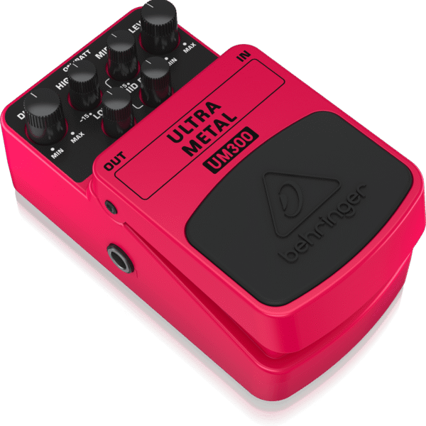 Behringer UM300 Effects and Pedal